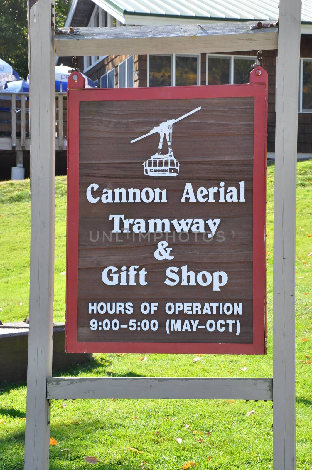 Cannon Mountain Aerial Tramway in New Hampshire by sainaniritu