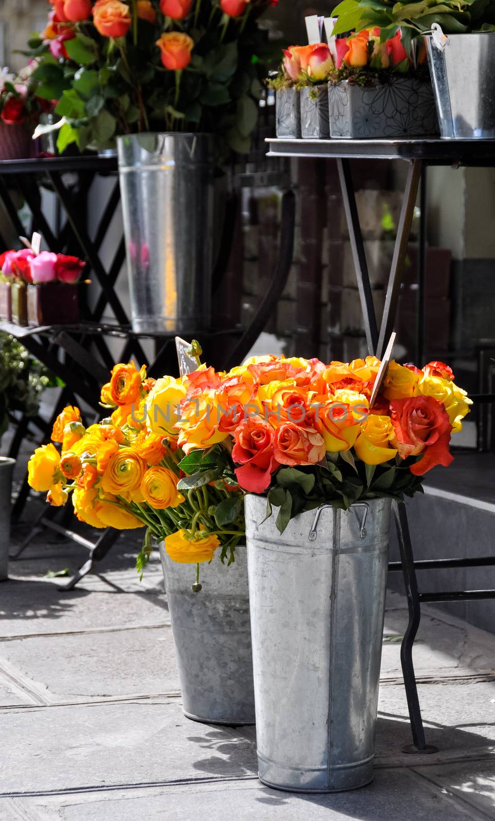 Flower shop by dutourdumonde