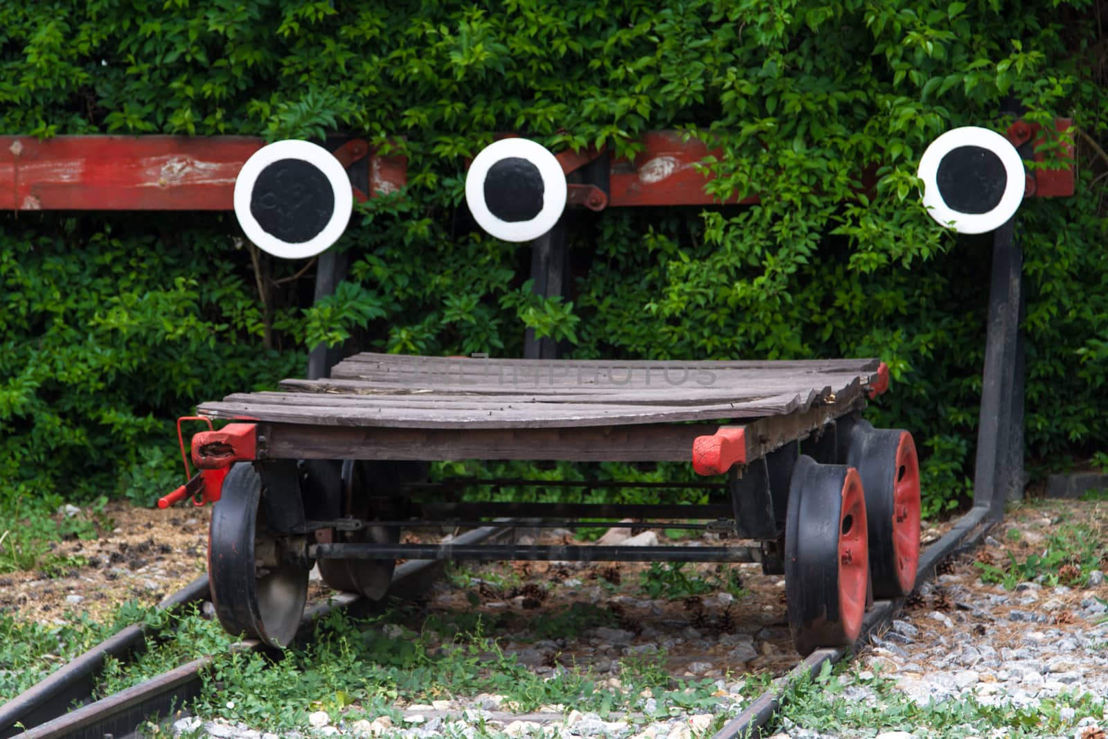 Wagonette on end of railway.