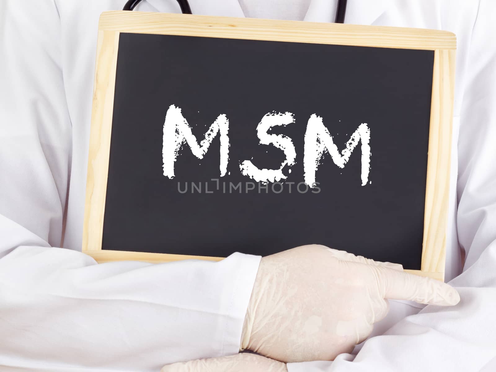 Doctor shows information on blackboard: MSM by gwolters