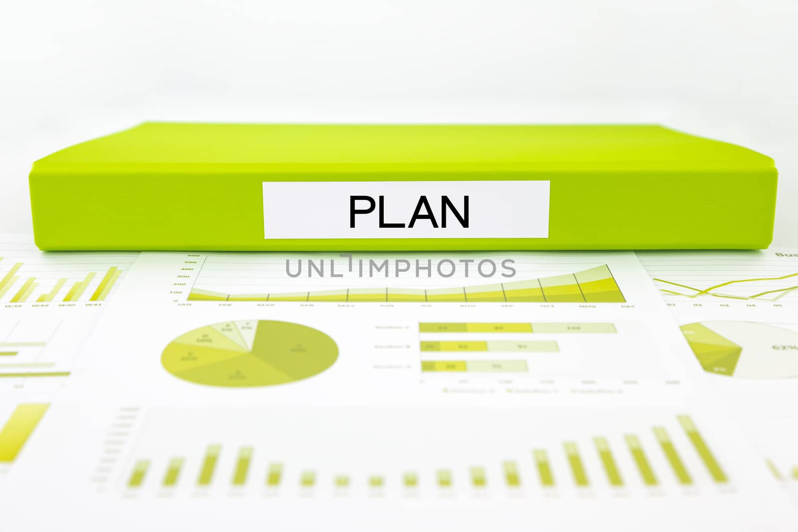 Strategic plan management with graphs, charts and data analysis by vinnstock