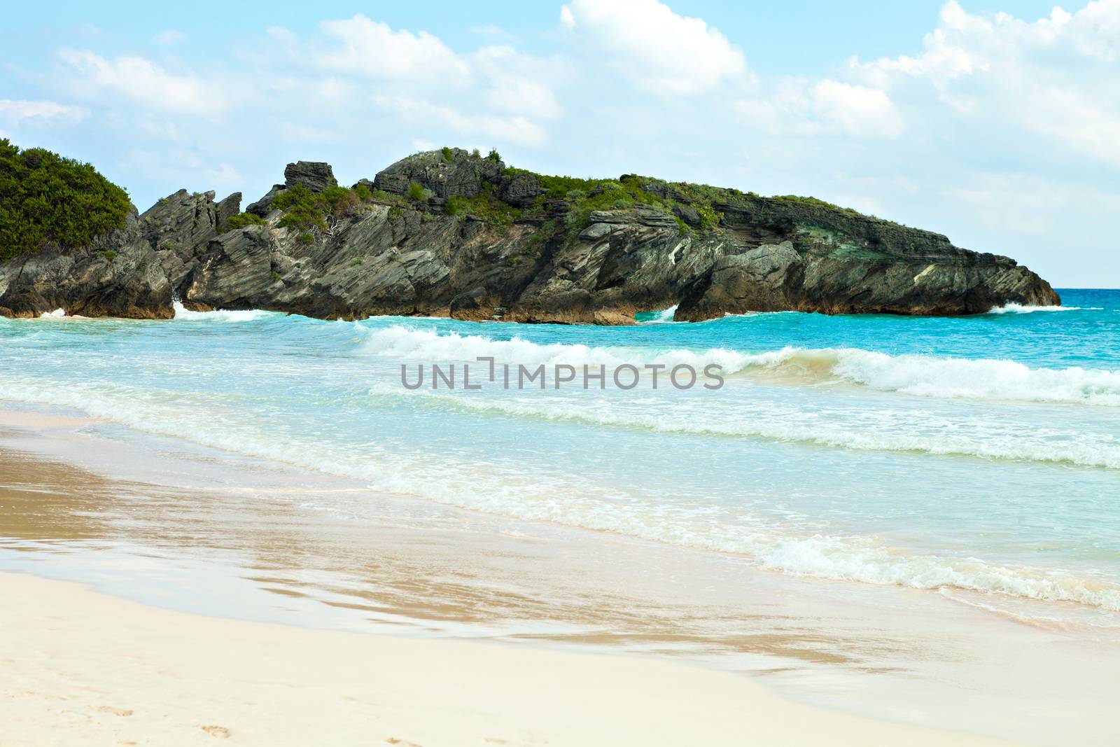 Bermuda Horseshoe Bay beach scene empty without any tourists.