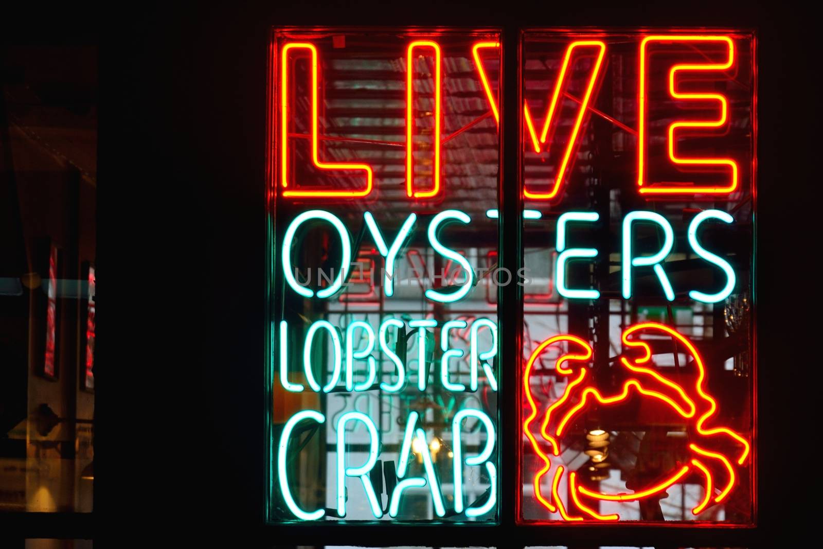Sign for live oysters by pauws99