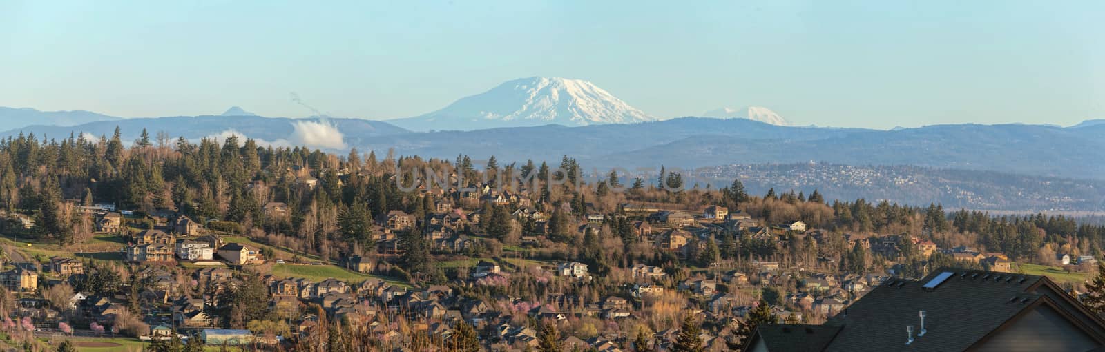 City of Happy Valley Oregon Homes with Mount St Helens and Mount Rainier Panorama