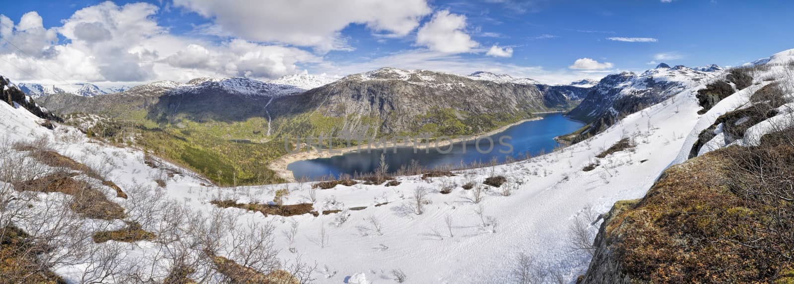 Scenic panorama of snowy landscape near Trolltunga in Norway