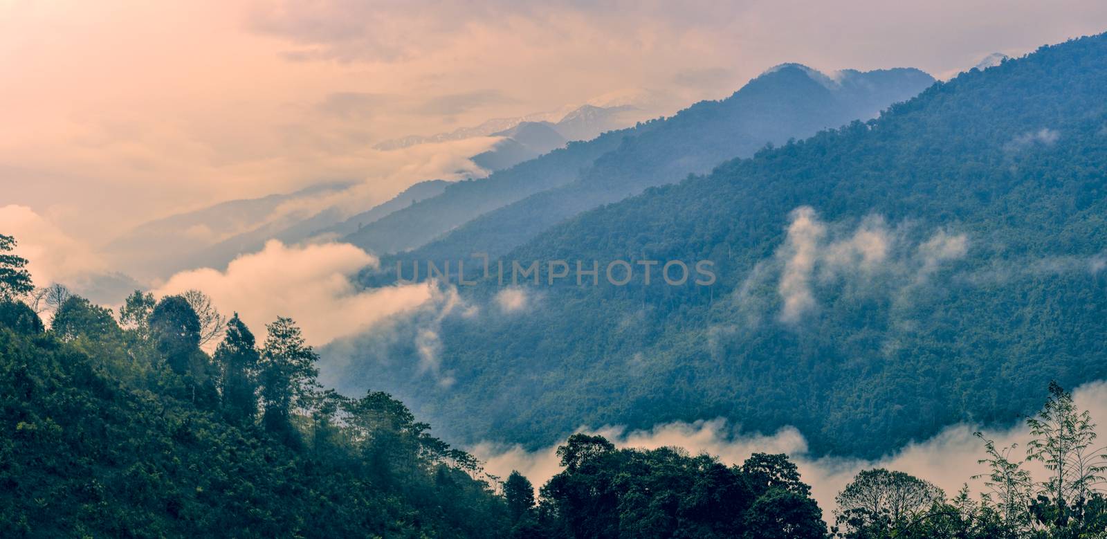 Arunachal Pradesh by MichalKnitl