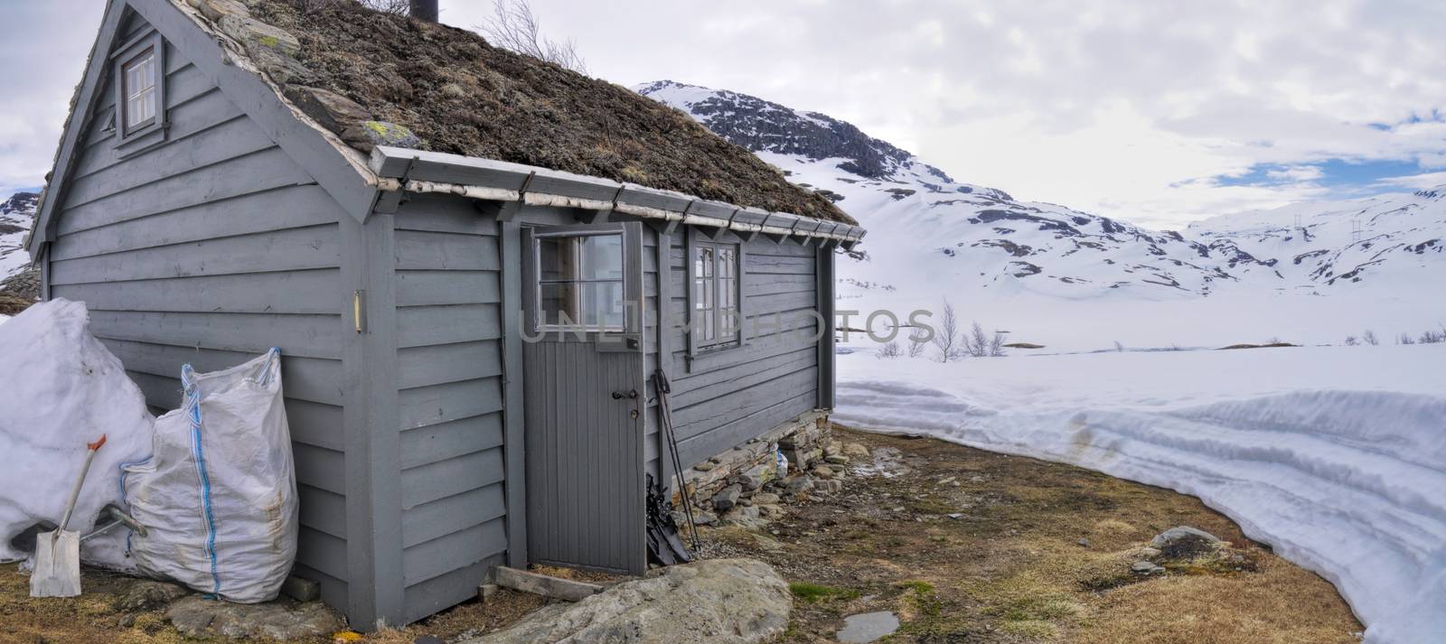 Mountain cabin near Trolltunga in Norway