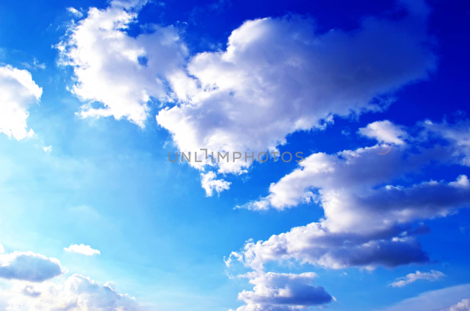 Blue sky with white cloud