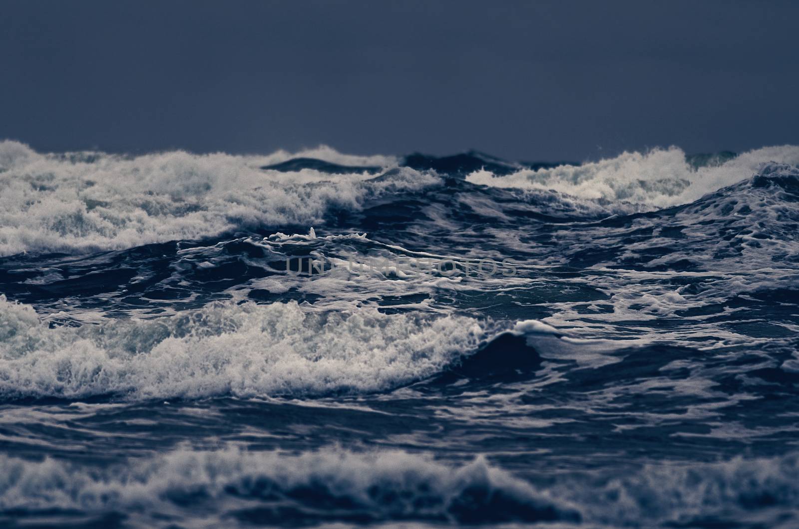 Stormy waves on the surface of the ocean