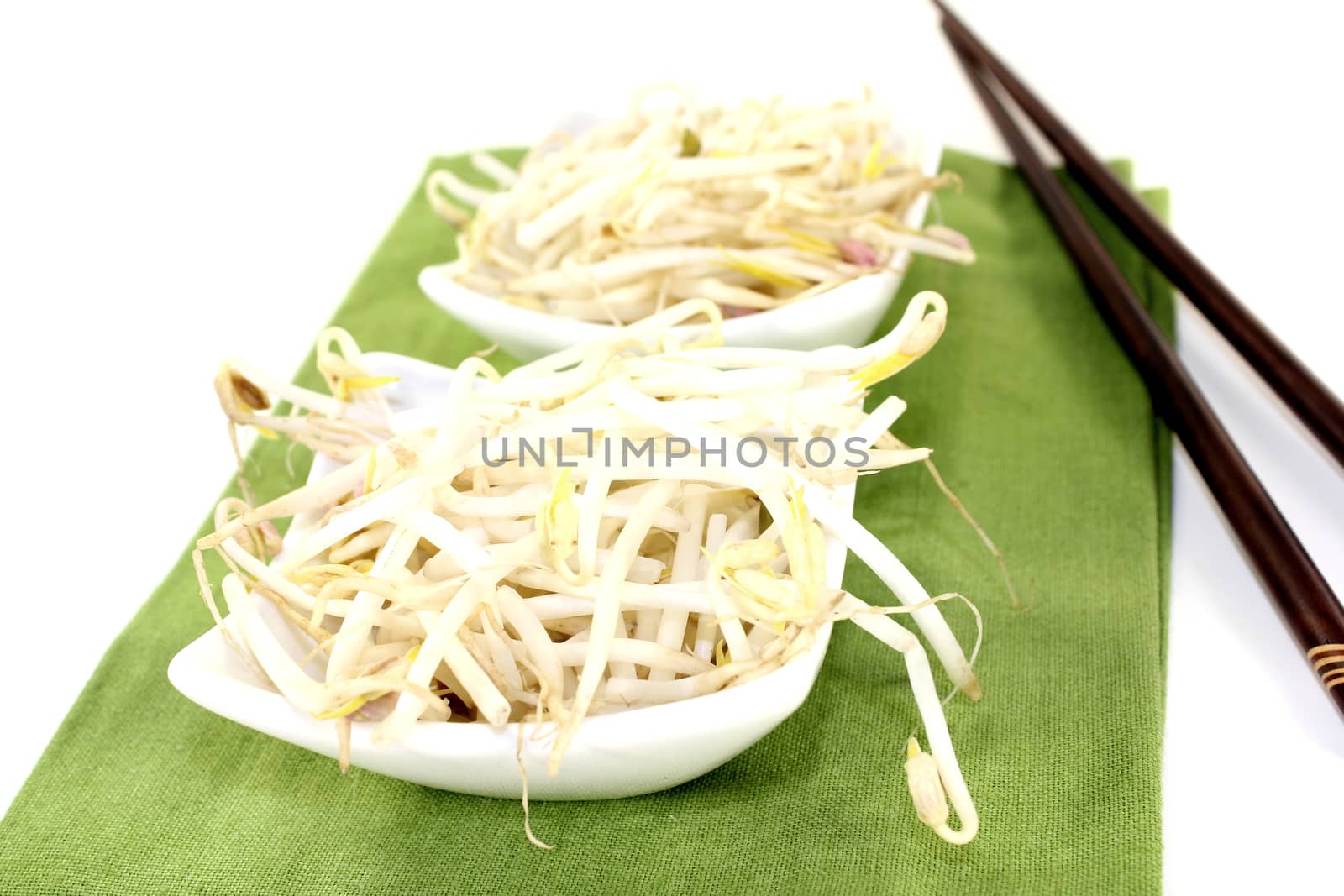 mung bean sprouts by discovery