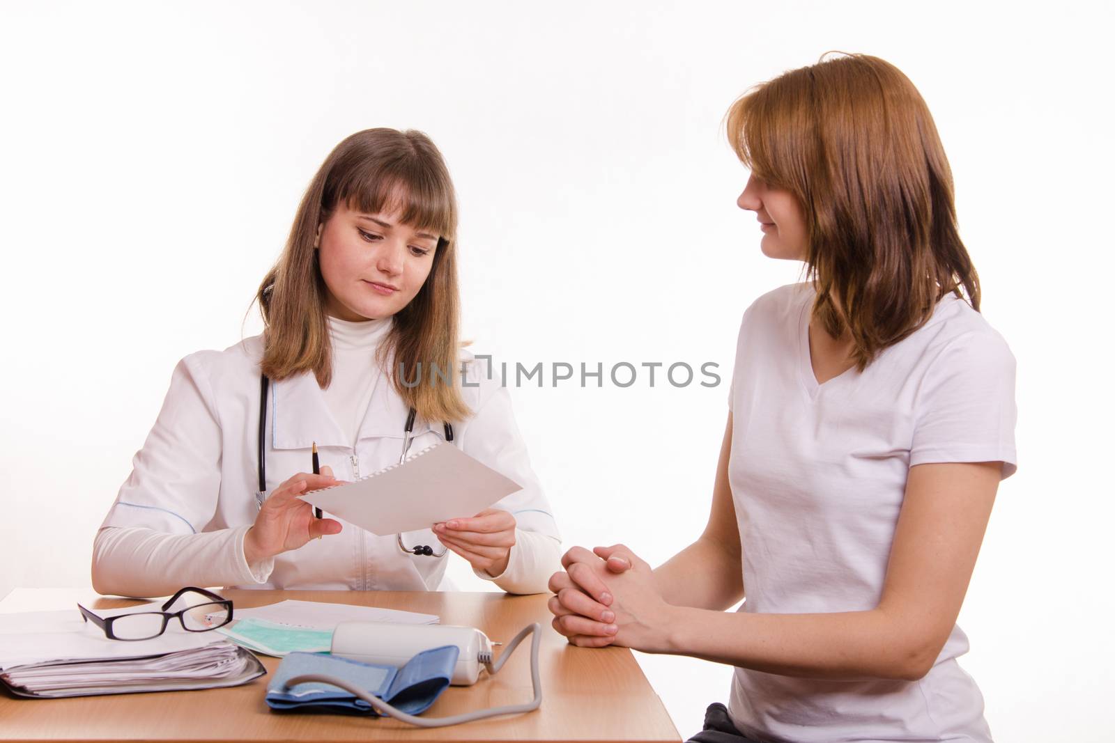 The girl on reception at the doctor-therapist