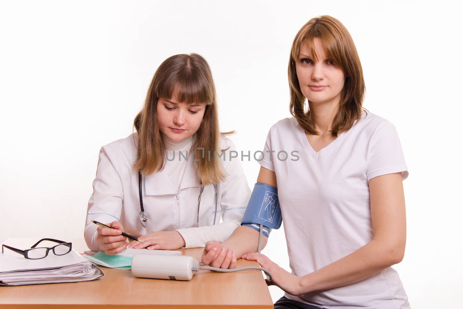 The girl on reception at the doctor-therapist
