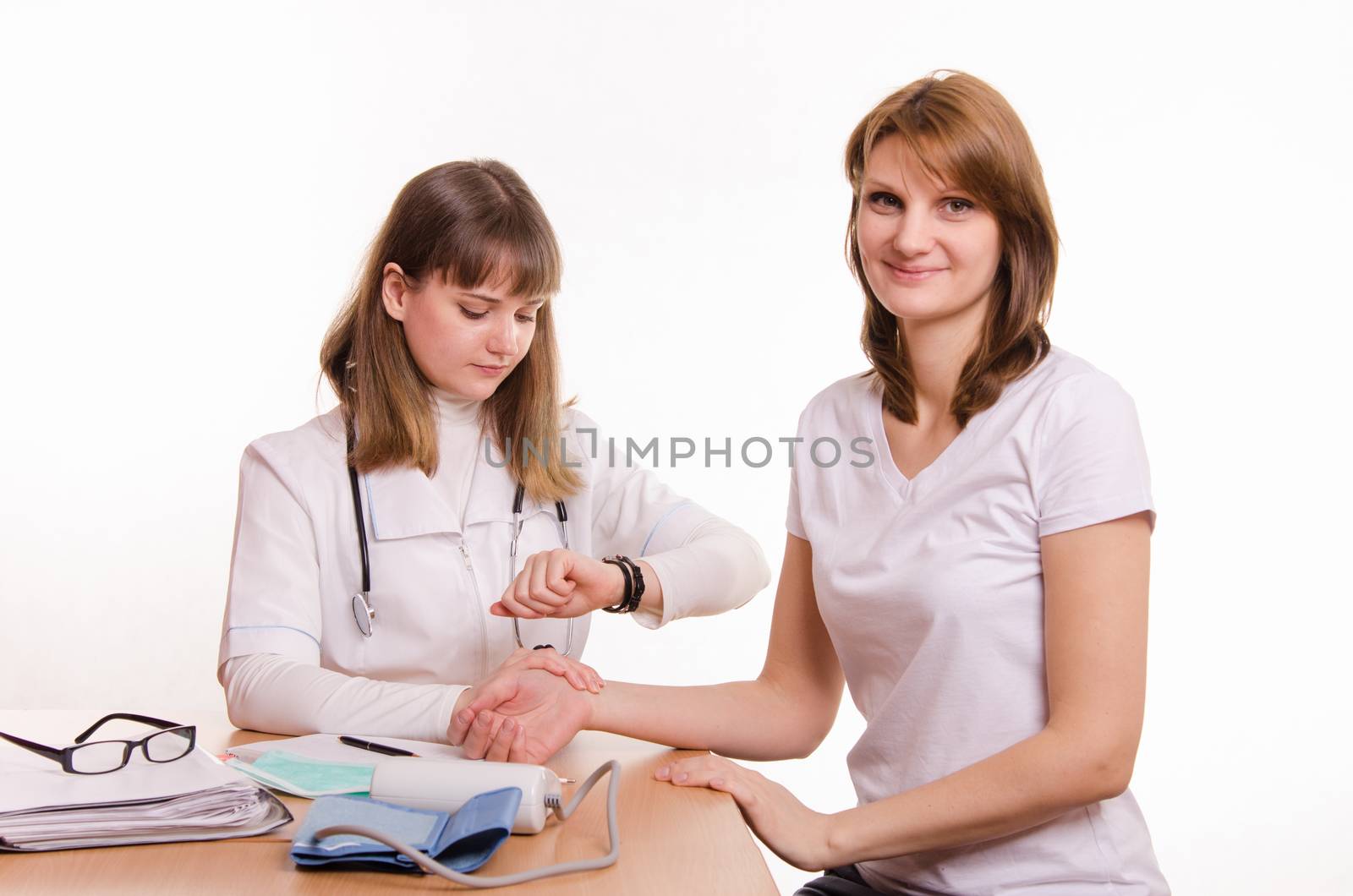 The girl on reception at the doctor-therapist