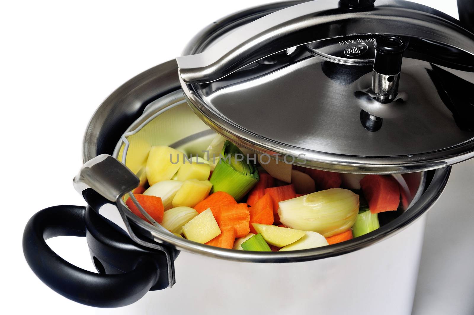 Pressure cooker stainless steel by gillespaire