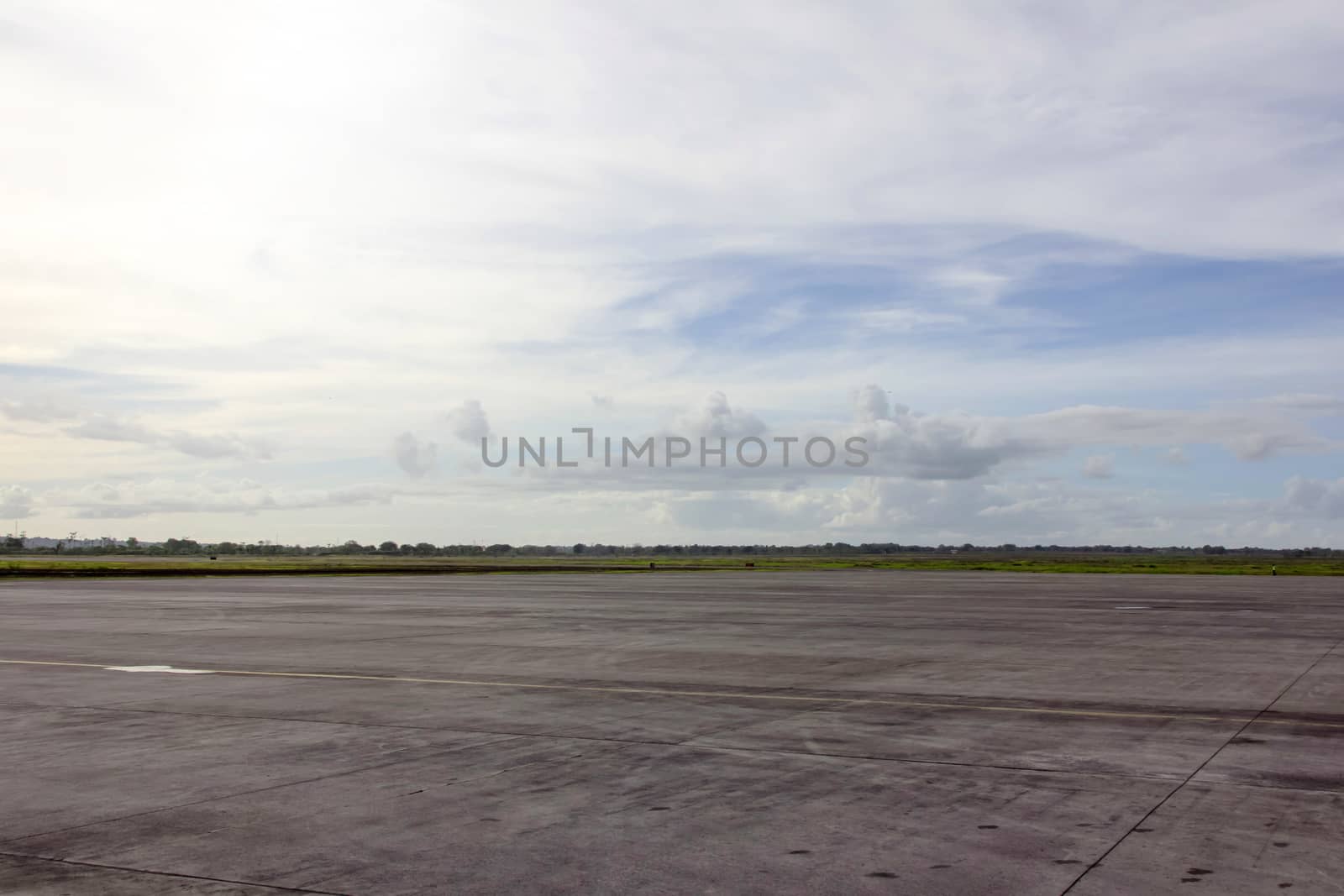 View runway with blue sky cloud background