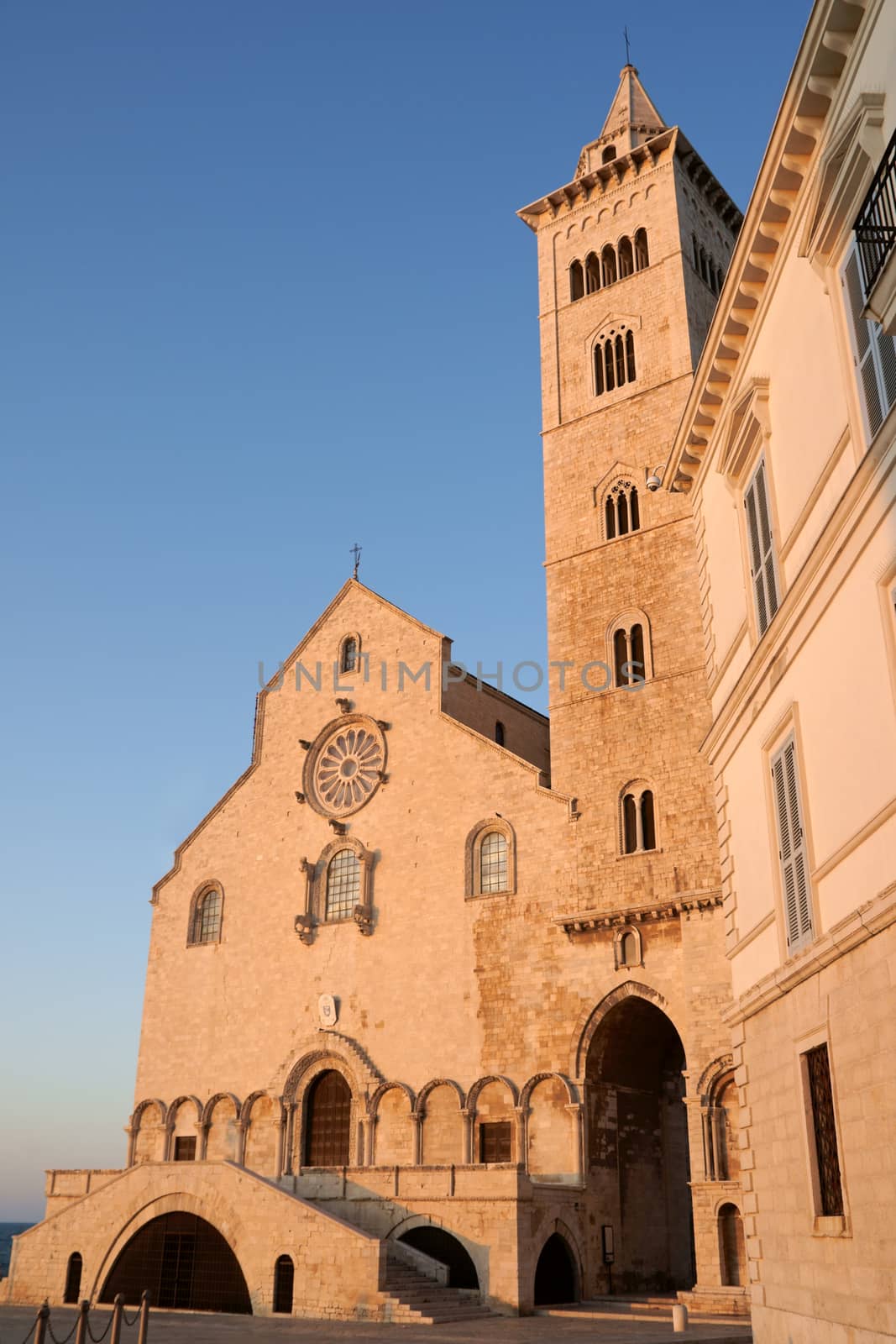 Trani Cathedral dedicated to St. Nicholas the Pilgrim, it lies on a raised open site near the sea. The construction of the Basilica started in the year 109 but it was not yet finished when it was consacrated in 1143. Trani is a small town on the Adriatic sea in the italian region of Apulia.