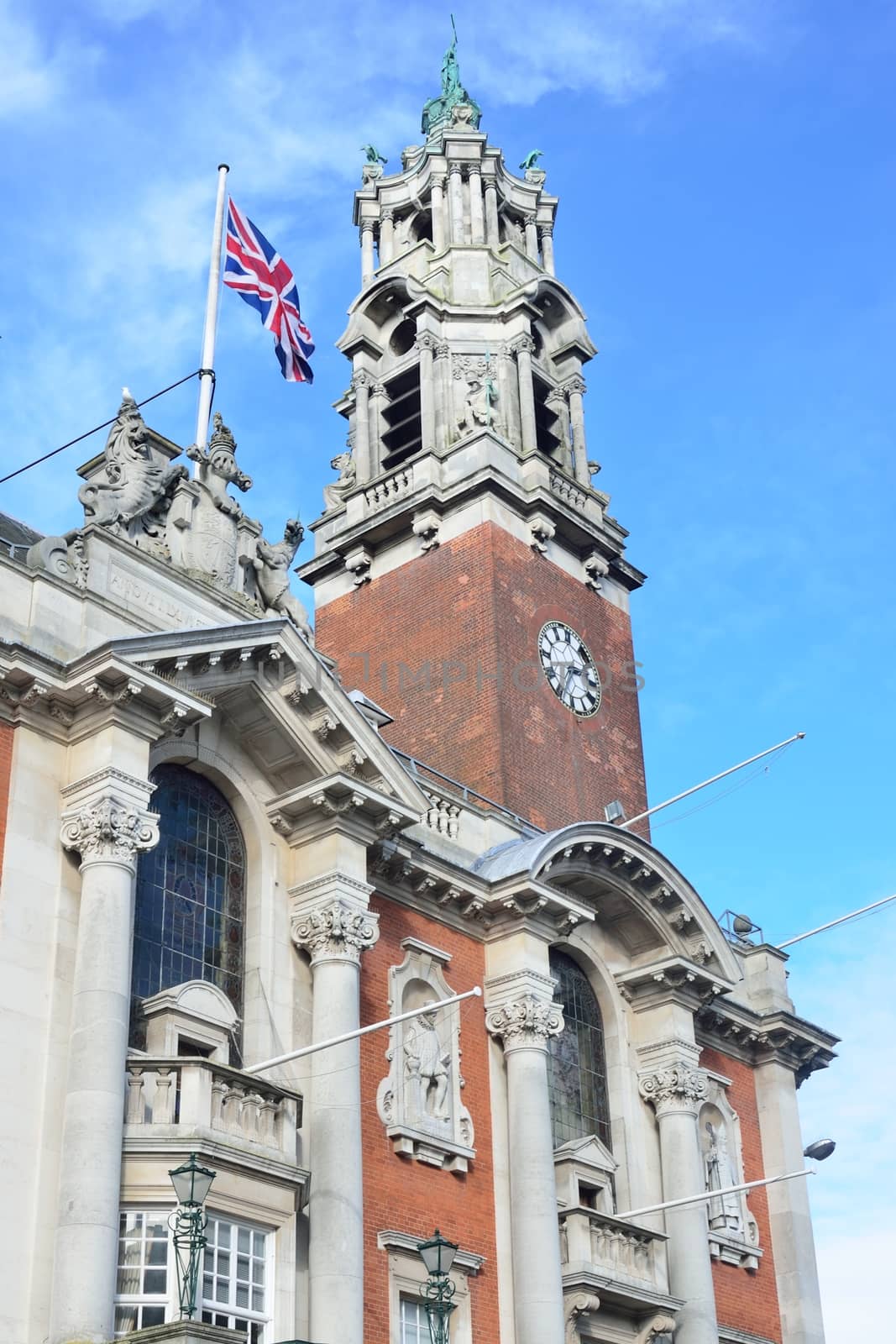 Town Hall Colchester by pauws99