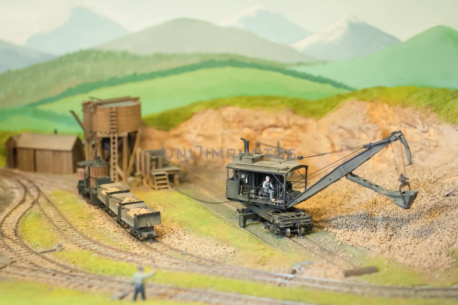 small scale vintage model railroad mining equipment