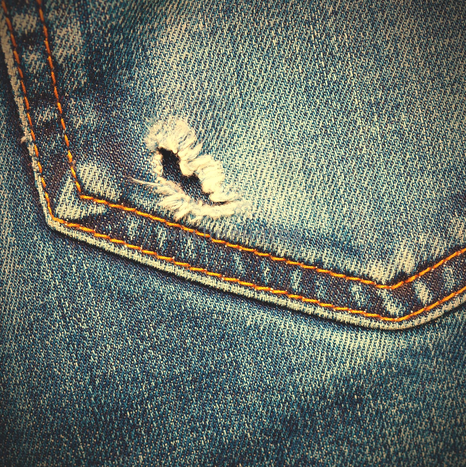 jeans pocket with hole by Astroid