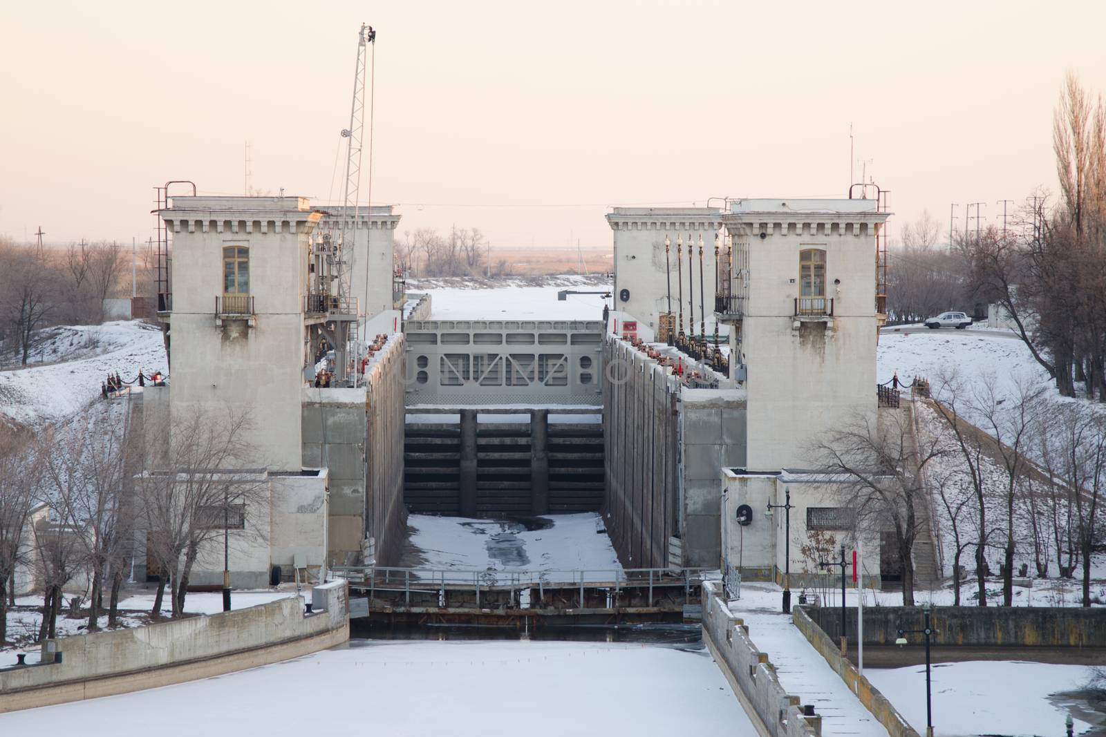 View of the Gateway 2 Volga-Don Canal Lenin winter