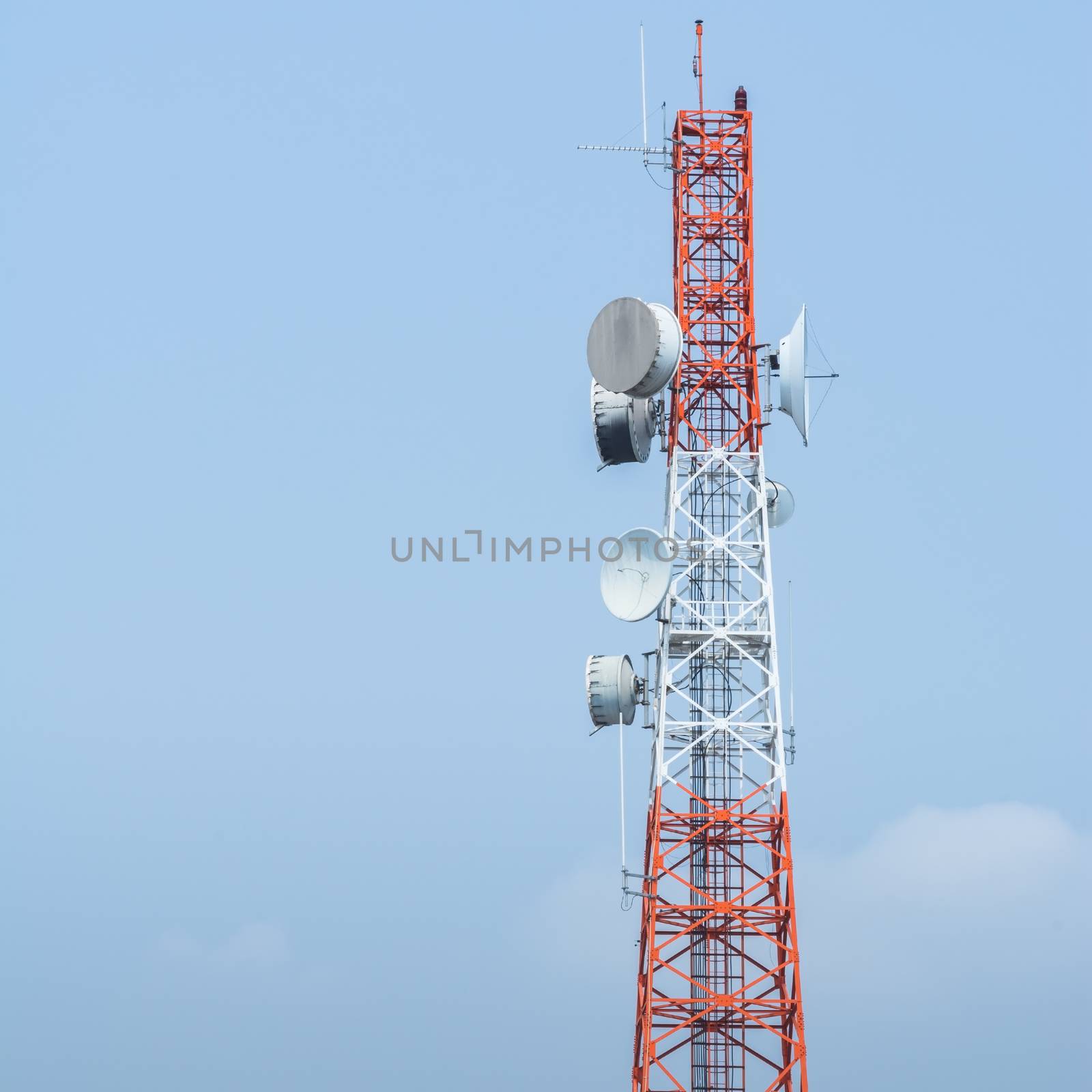telecommunication tower by panuruangjan