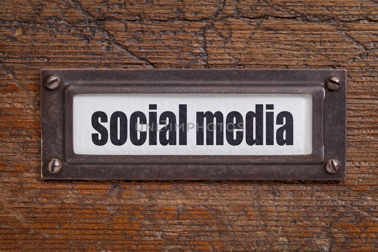 social media - file cabinet label by PixelsAway