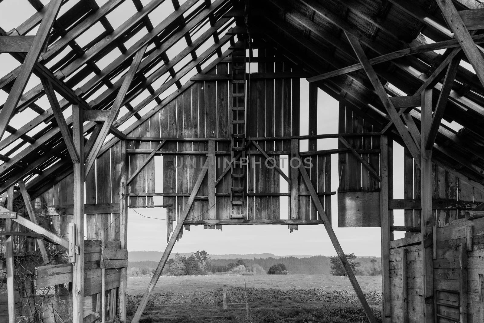 Image of an old barn. Taken in Northern California.