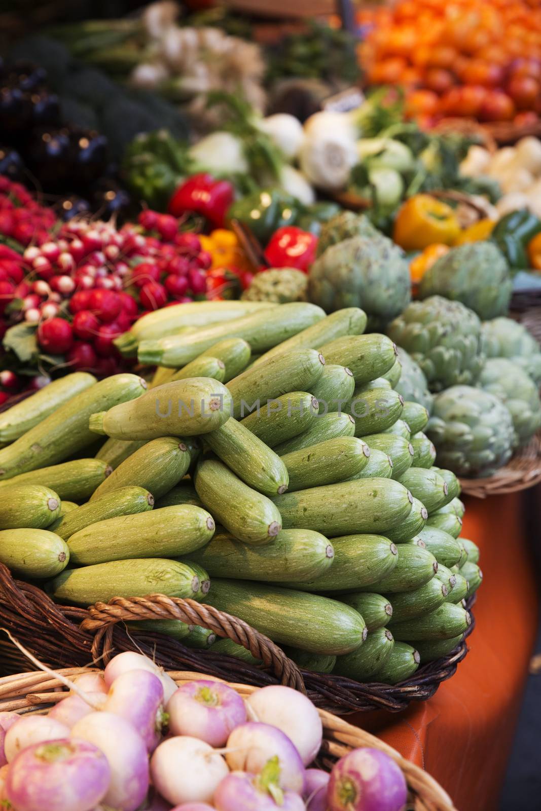 Scene at a Vegetable market in Paris by gemenacom