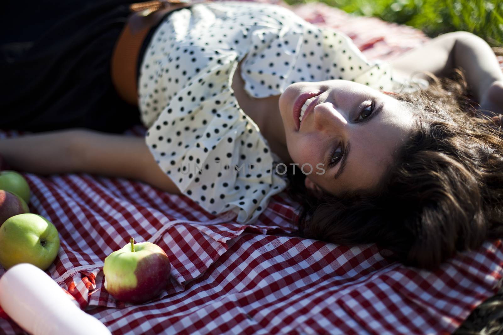 Picnic, summer free time spending by JanPietruszka