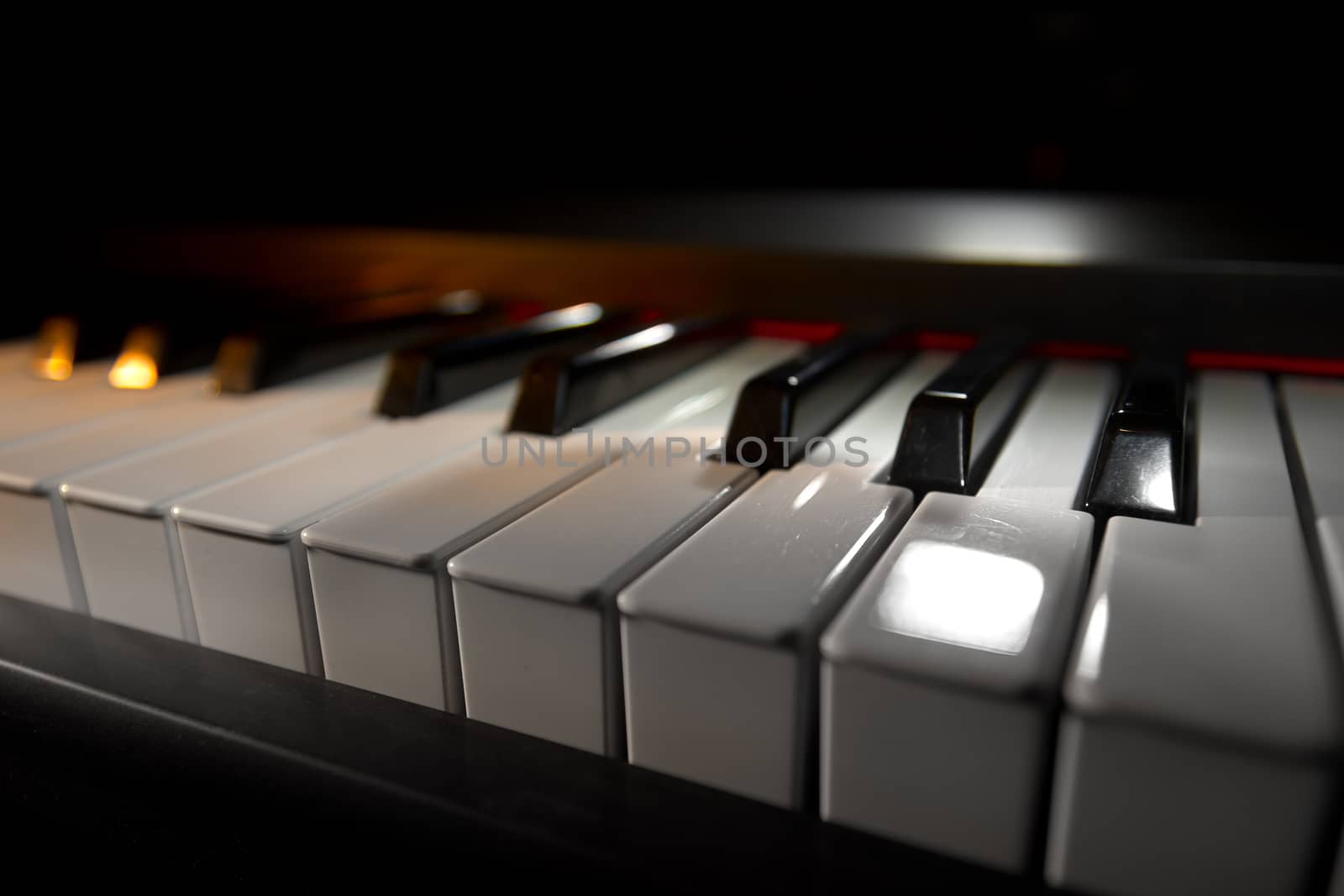 Piano keyboard by nikolaev