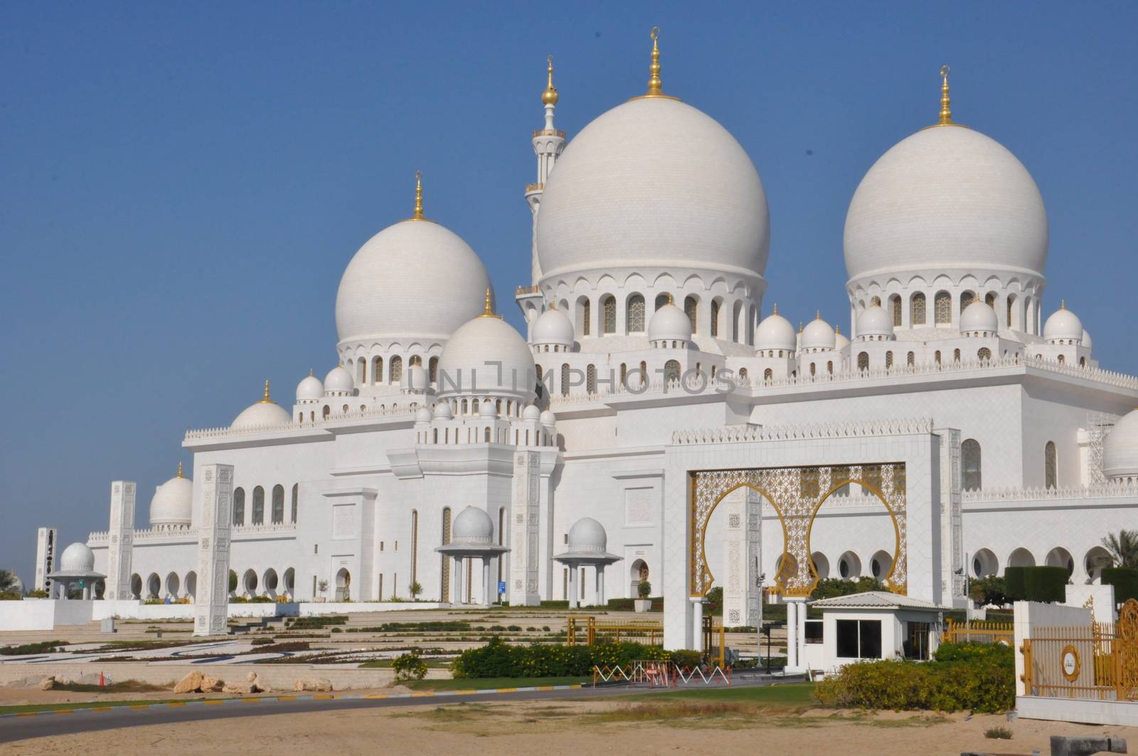 Sheikh Zayed Grand Mosque in Abu Dhabi, UAE