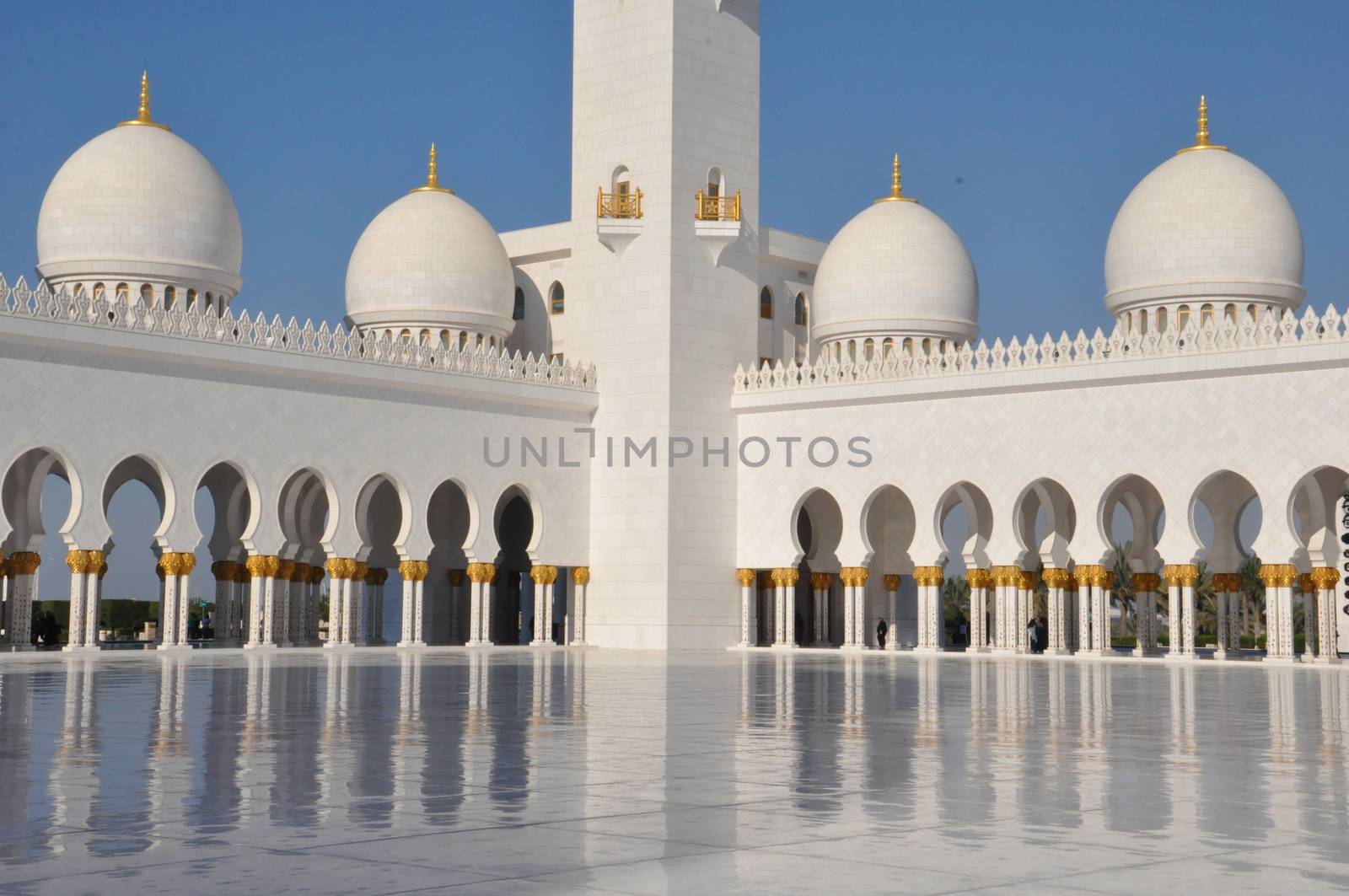 Sheikh Zayed Grand Mosque in Abu Dhabi, UAE