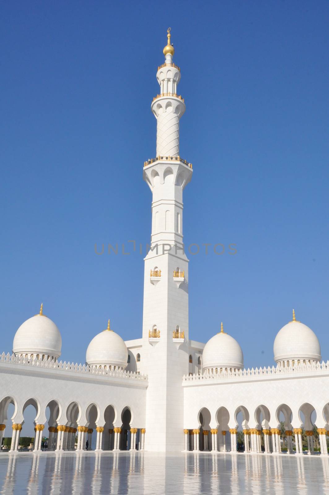 Sheikh Zayed Grand Mosque in Abu Dhabi, UAE