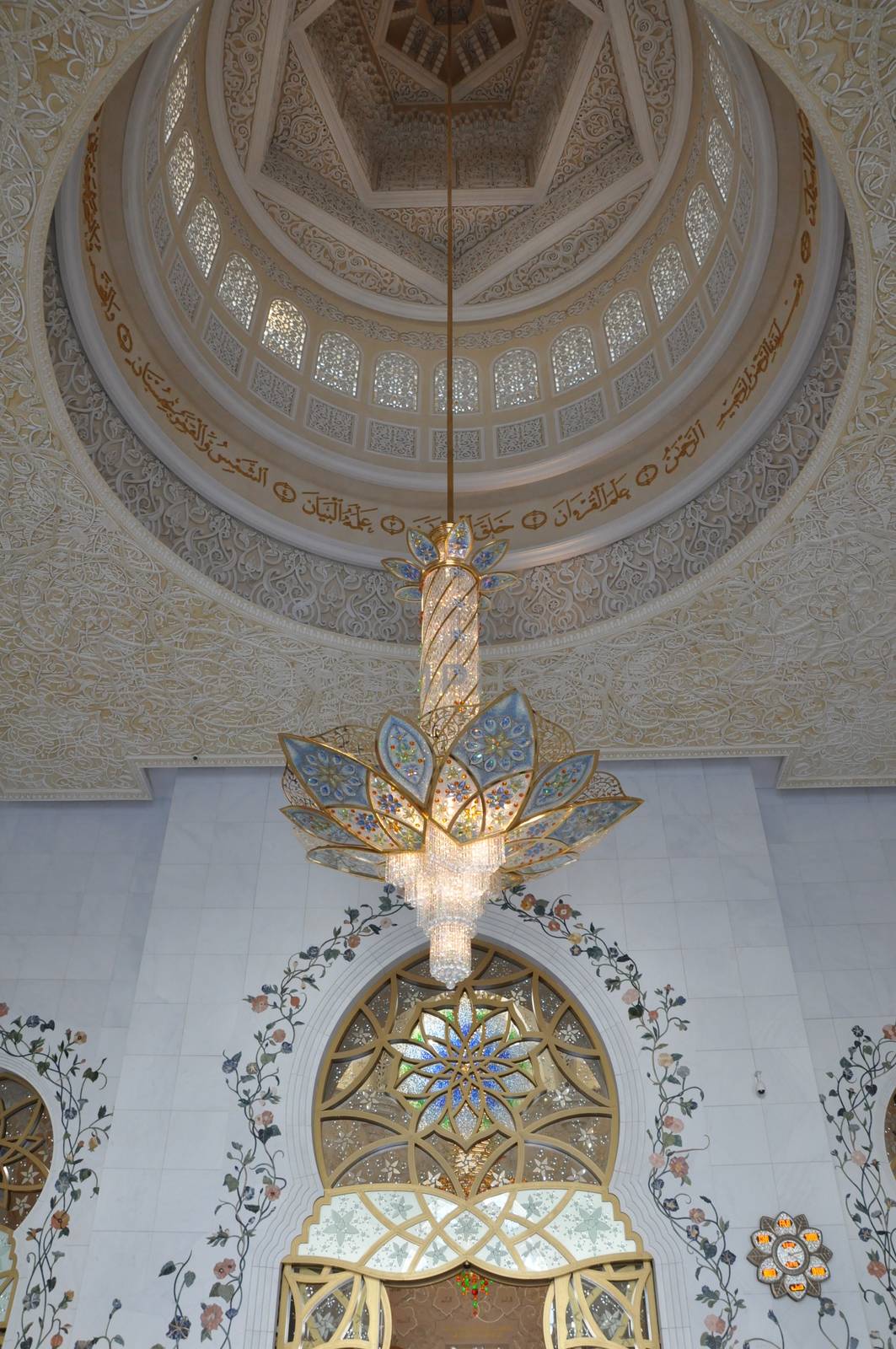 Magnificent interior of Sheikh Zayed Grand Mosque in Abu Dhabi, UAE. It is the largest mosque in the UAE and the eighth largest mosque in the world.