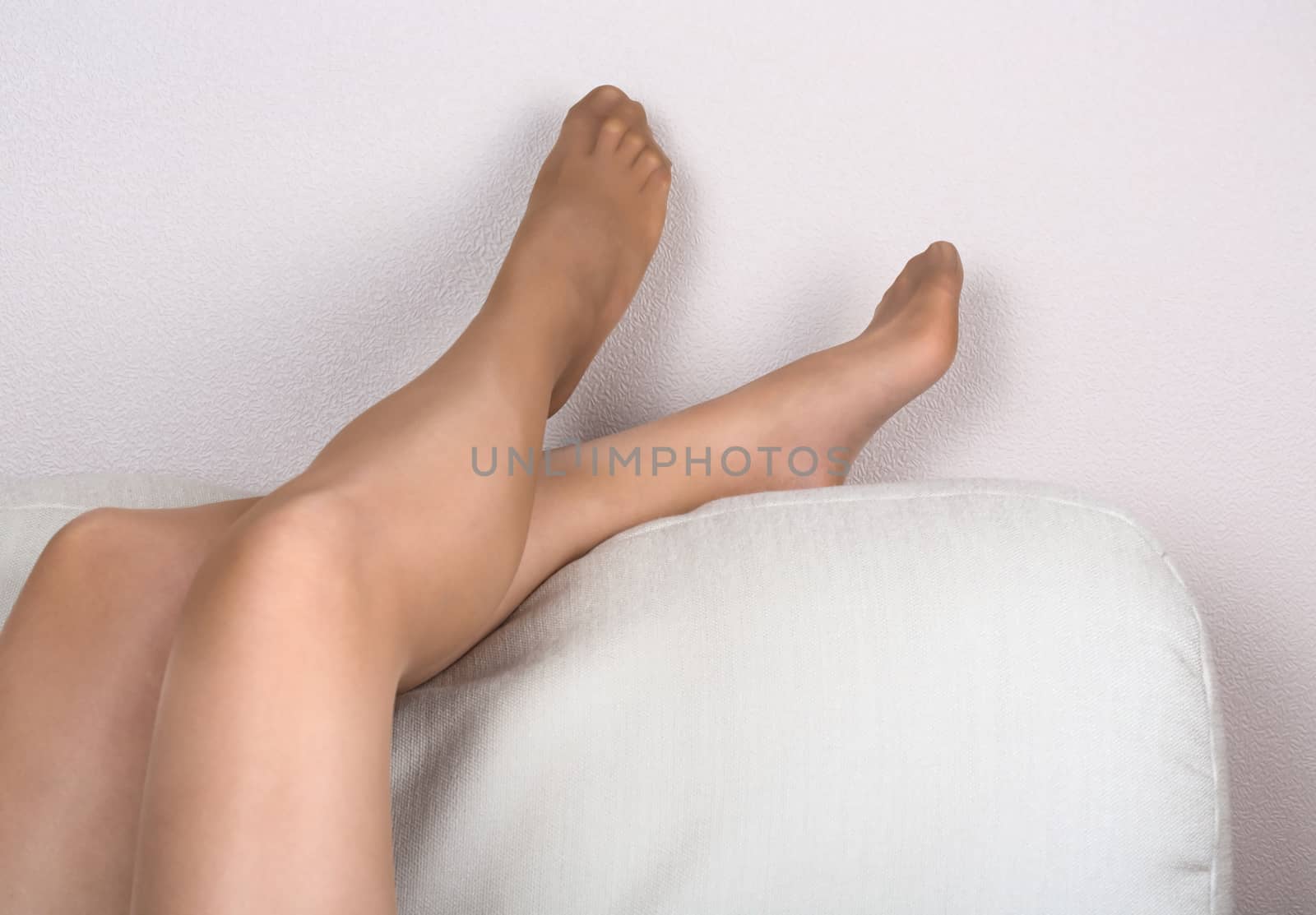 Woman legs by Valengilda