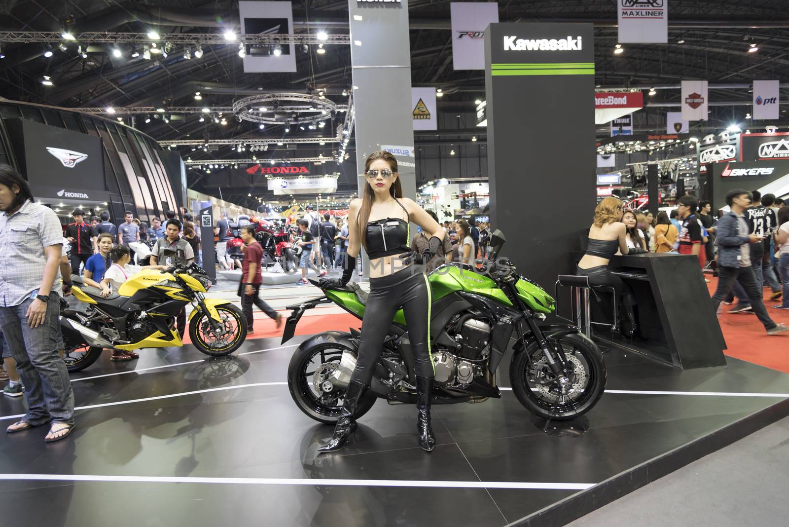 BANGKOK,THAILAND - APRIL 4 : kawasaki motorcycle show on April 4 by ammza12