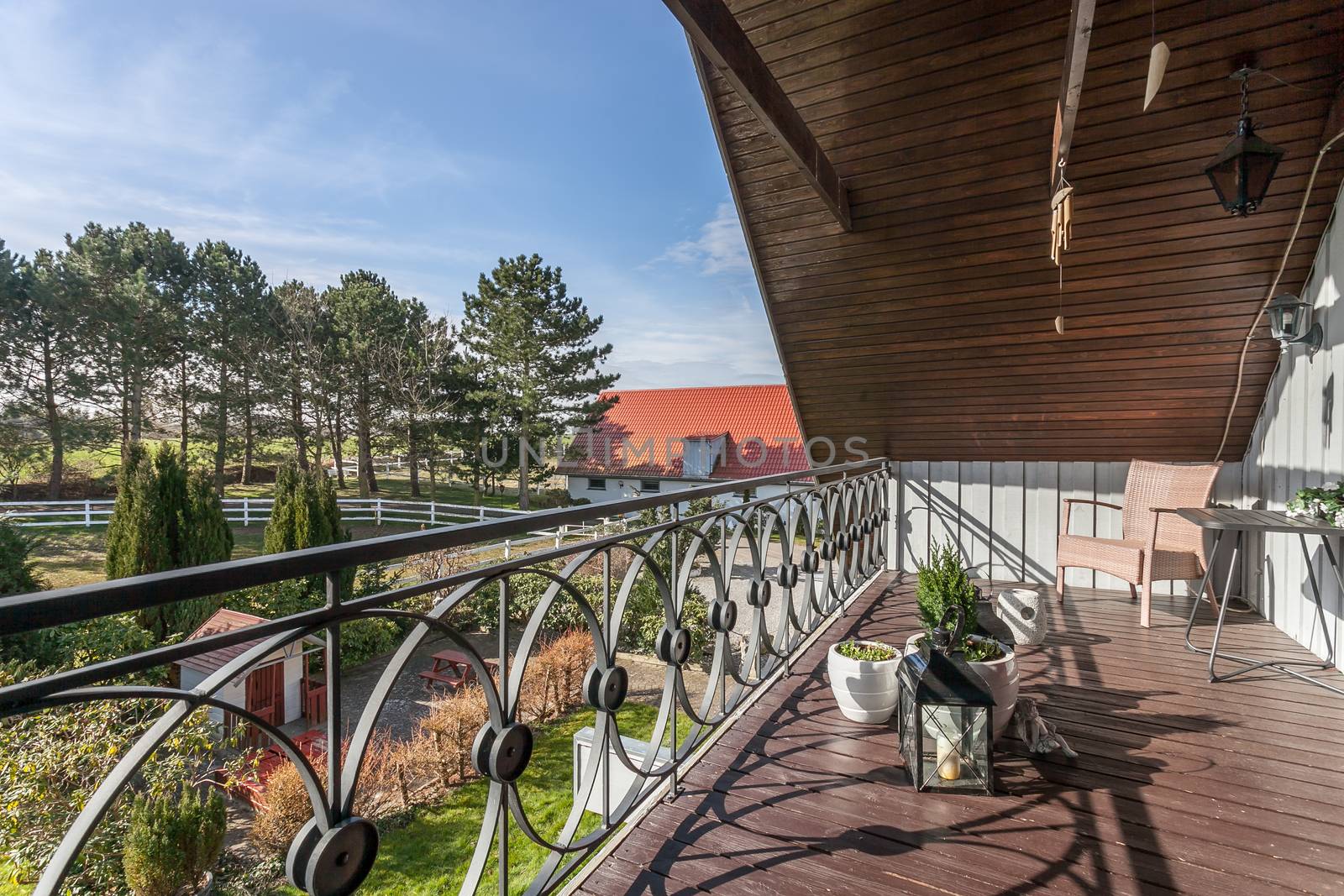 Balcony in the sun by jasonvosper