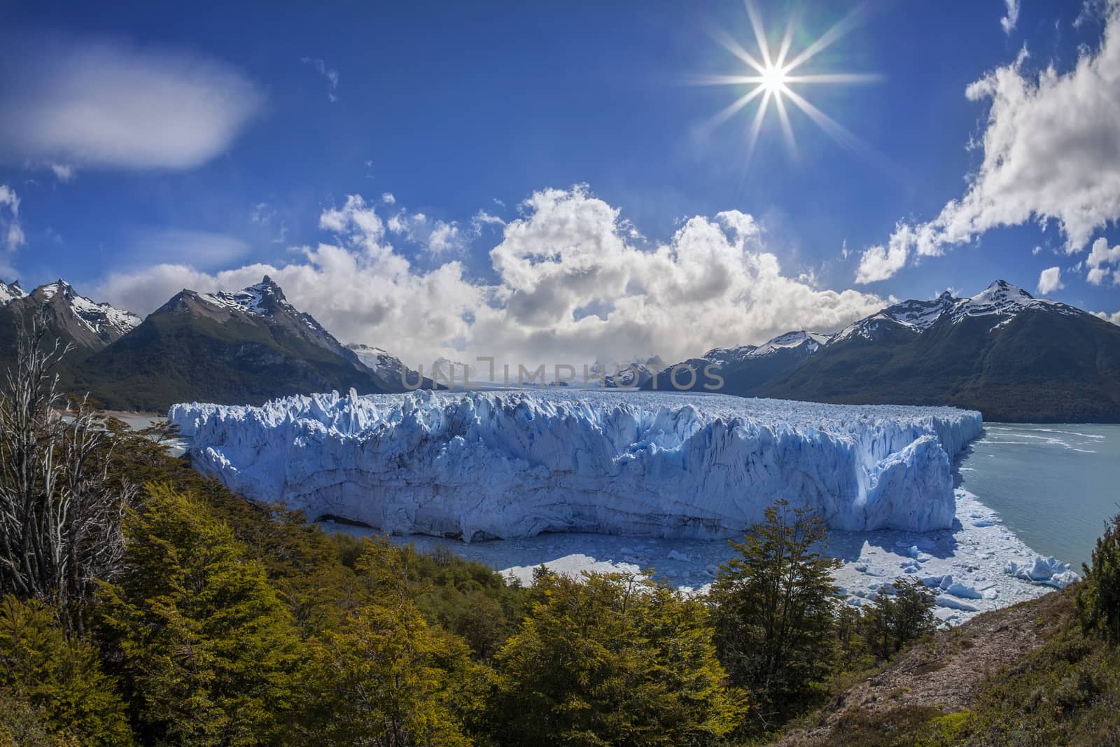 The Perito Moreno Glacier is a glacier located in the Los Glaciares National Park in Patagonia in the southwest of Santa Cruz province in Argentina. 