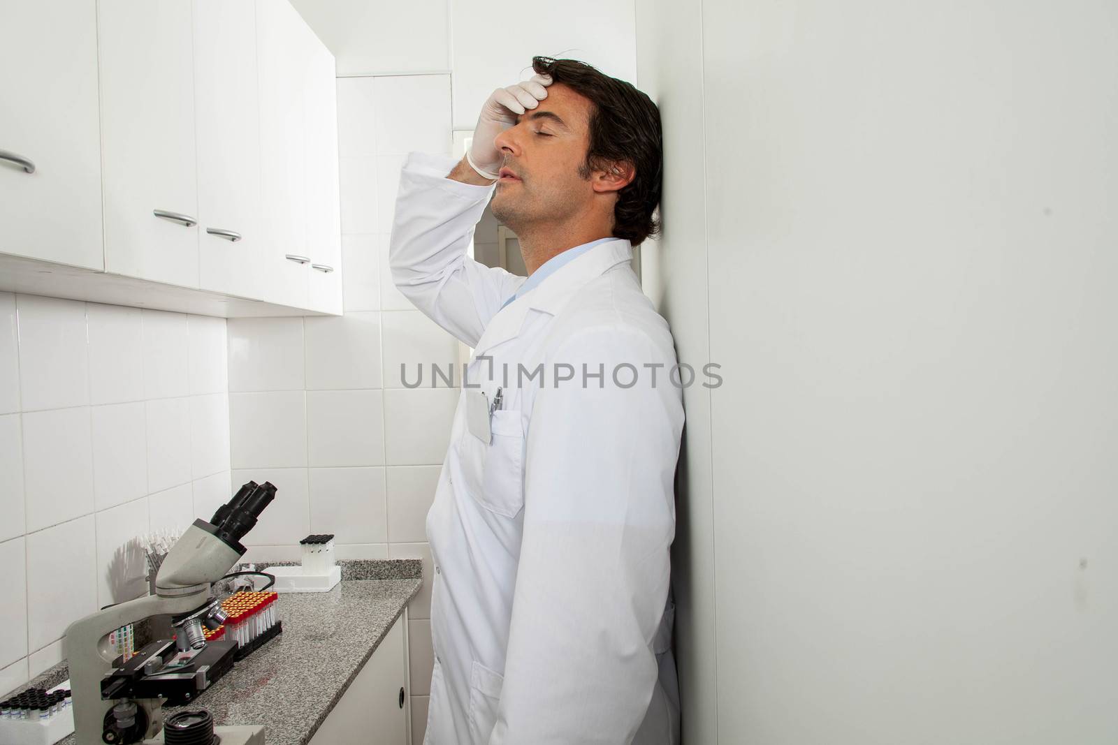 man relaxed in a lab