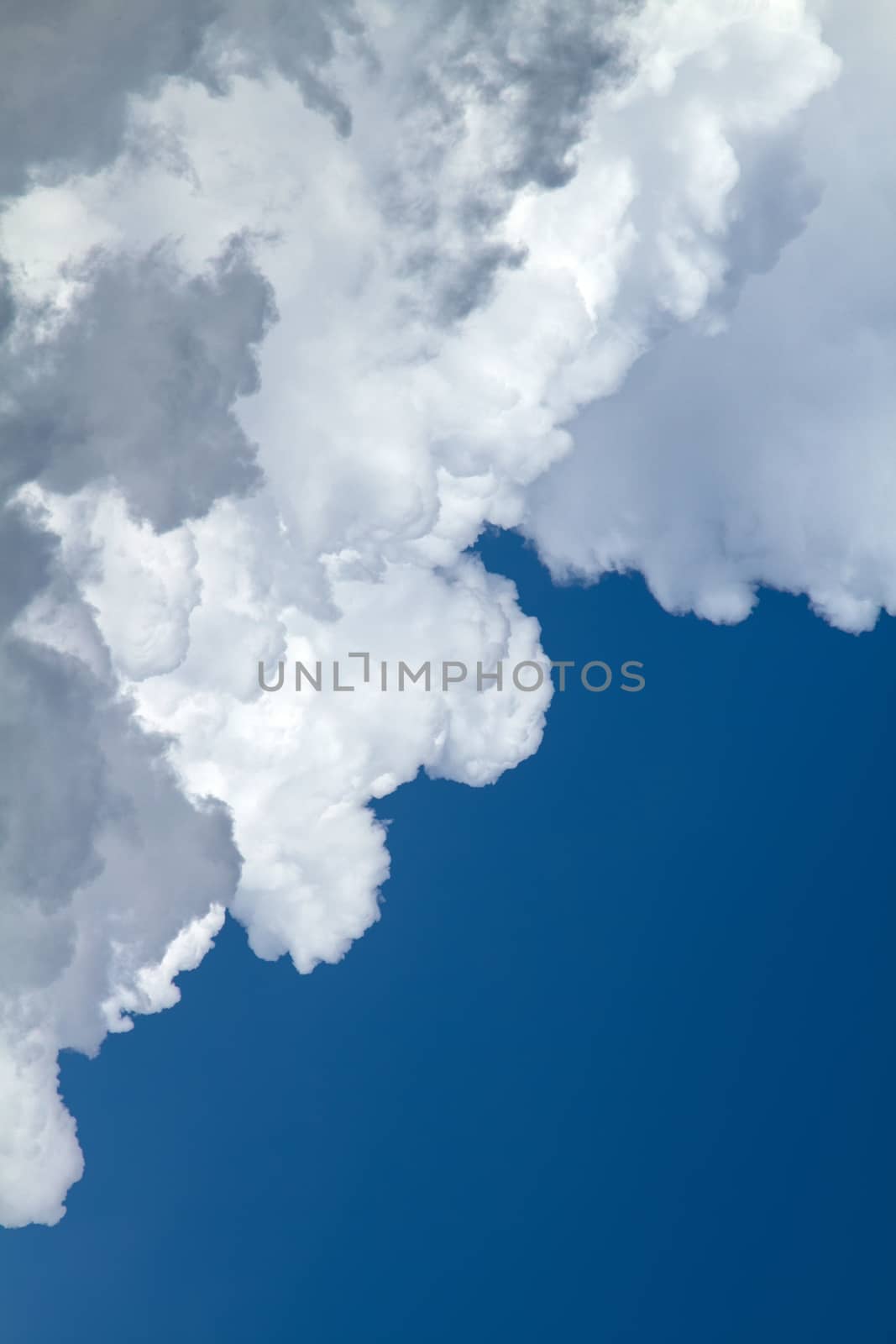 View white cloud with blue sky background