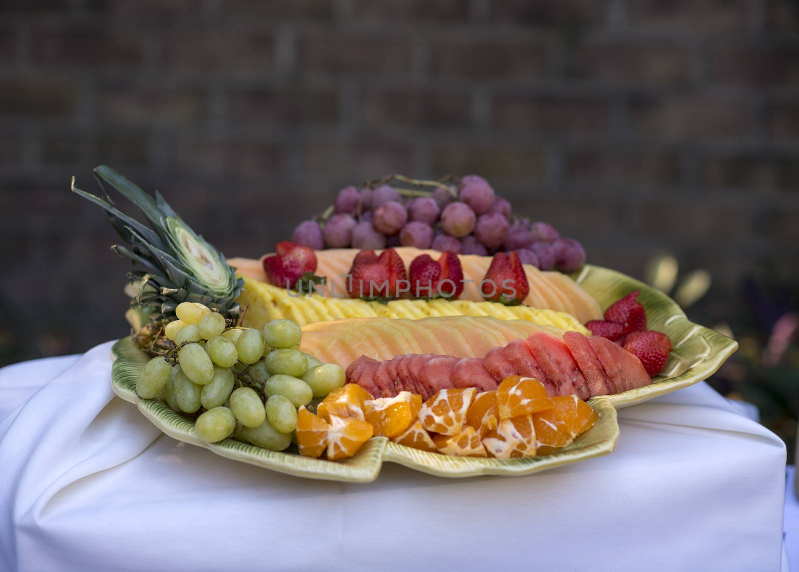 a bowl of fruits