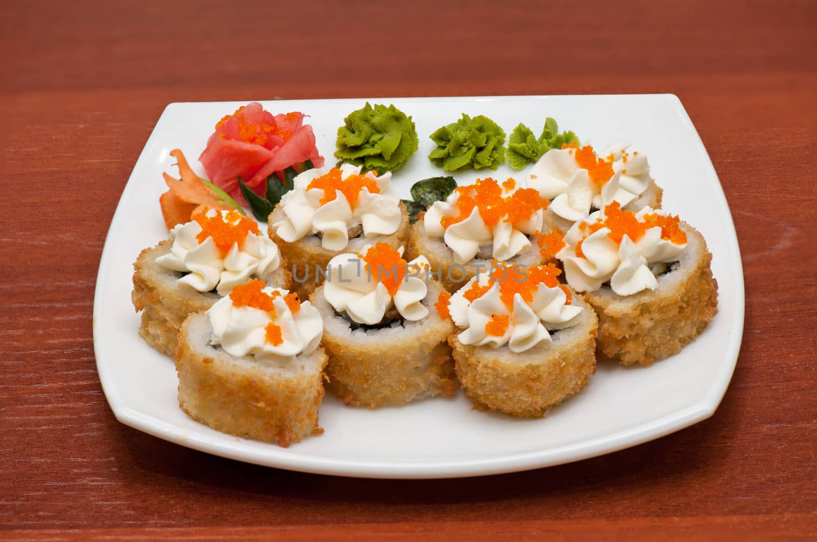 Roasted roll with cream cheese, and tobico caviar
