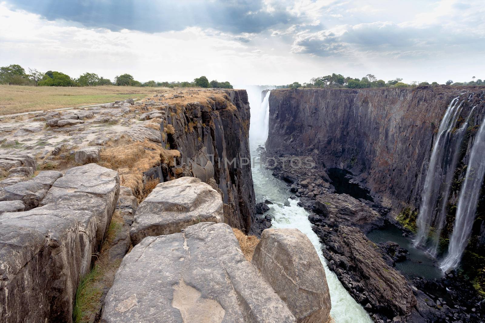 The Victoria falls is the largest curtain of water in the world (1708 meters wide). The falls and the surrounding area is the National Parks and World Heritage Site - Zambia, Zimbabwe 