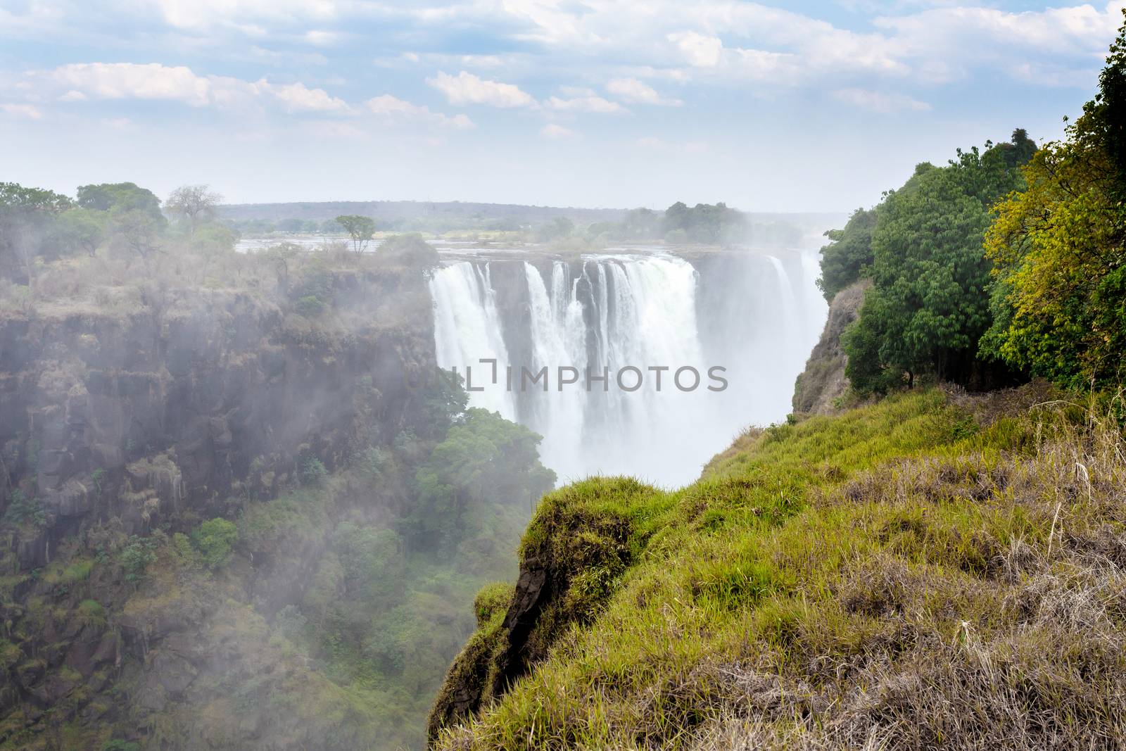 The Victoria falls is the largest curtain of water in the world (1708 meters wide). The falls and the surrounding area is the National Parks and World Heritage Site - Zambia, Zimbabwe 