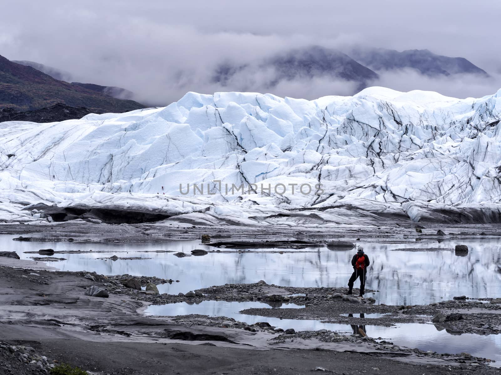 Glacier Explorer - Remote Alaska by leieng