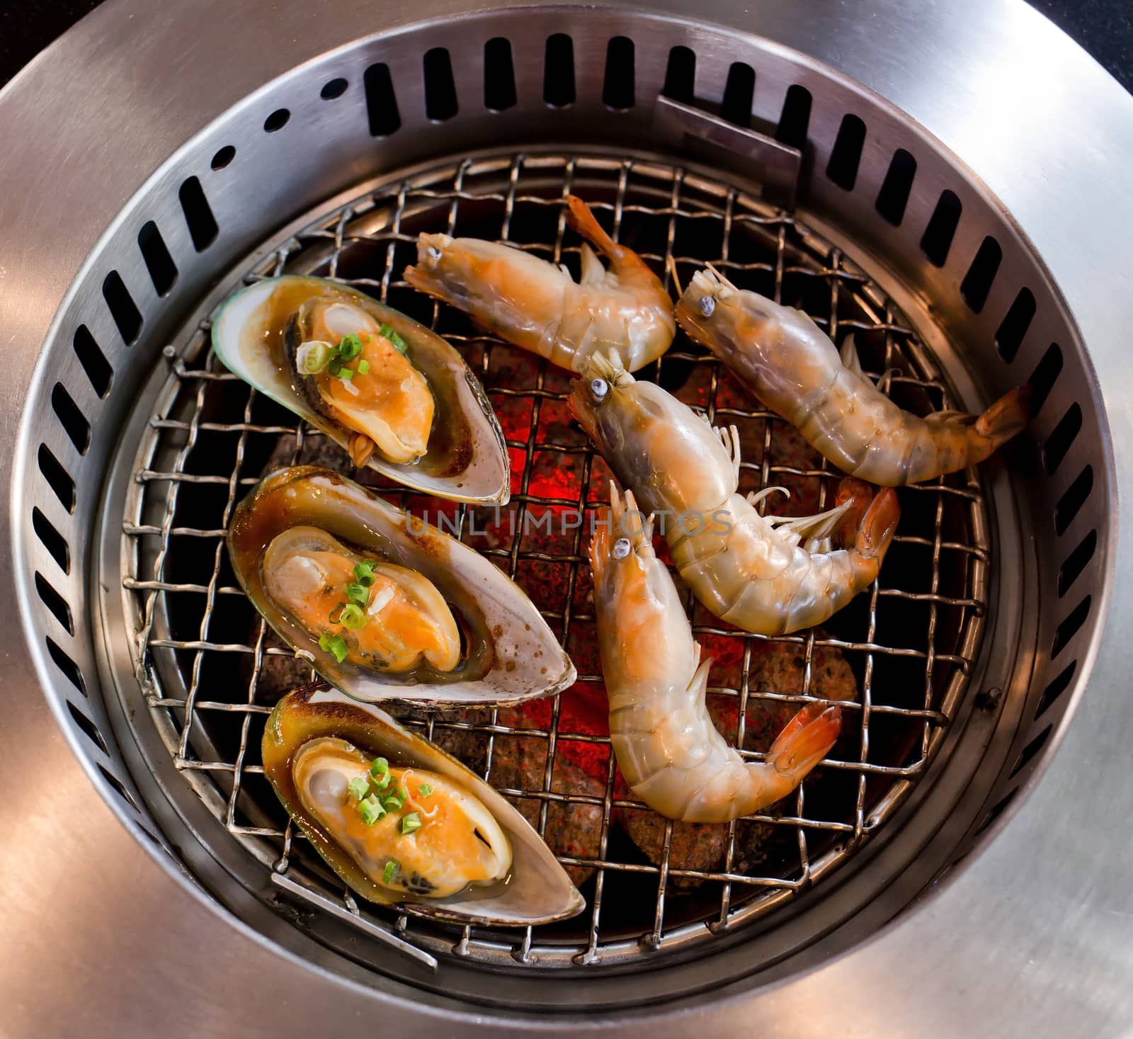 grilled seafood, prawns and squids