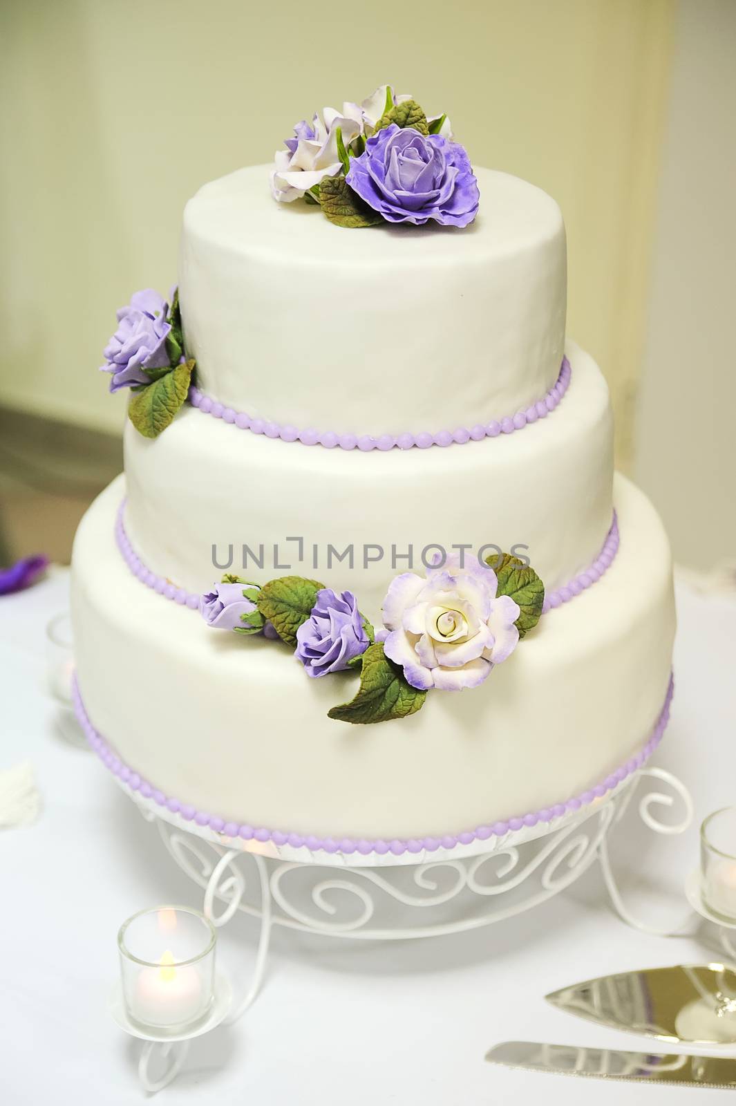 Wedding cake decorated with beautiful flowers by eugenelucky