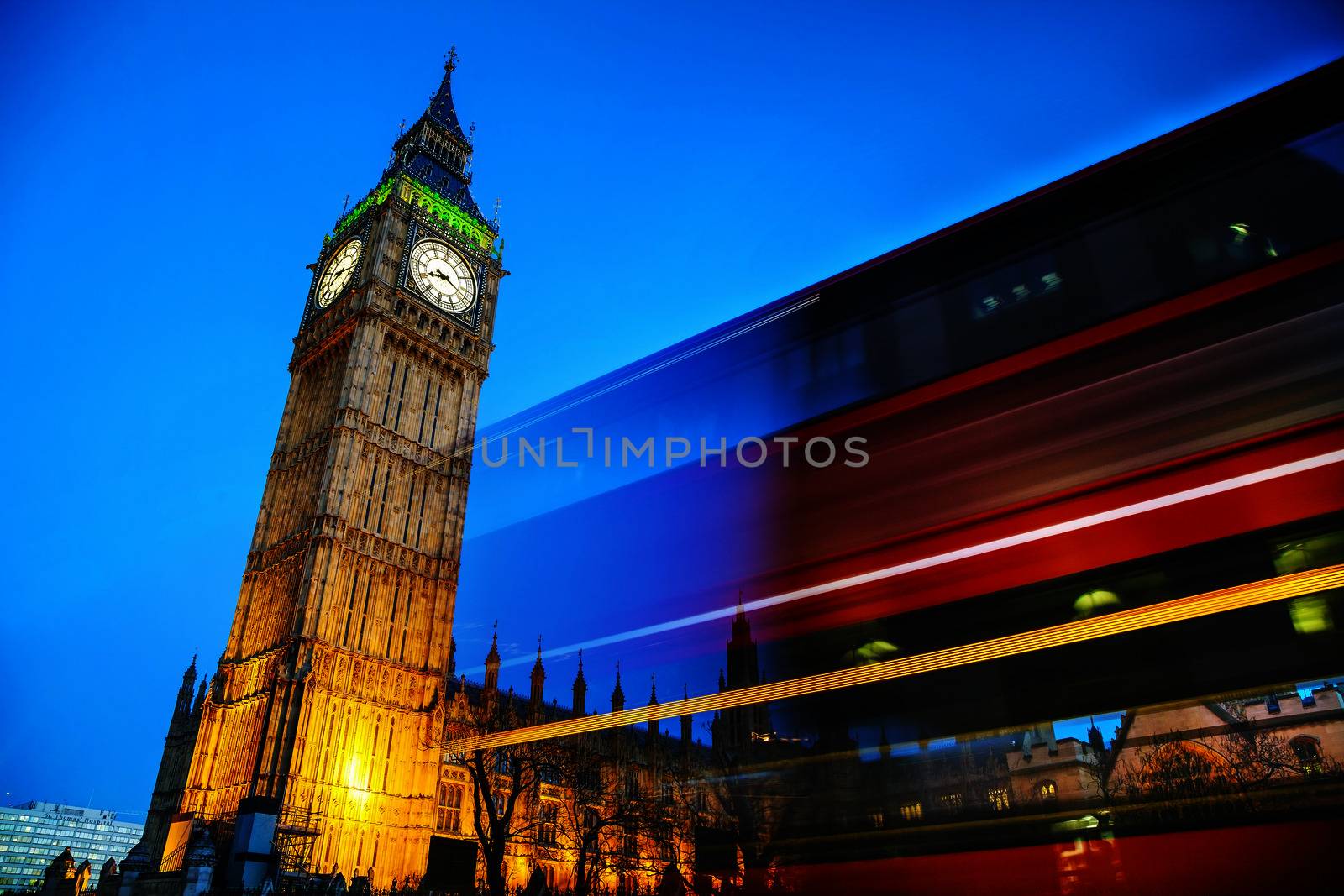 Clock tower in London at the night time