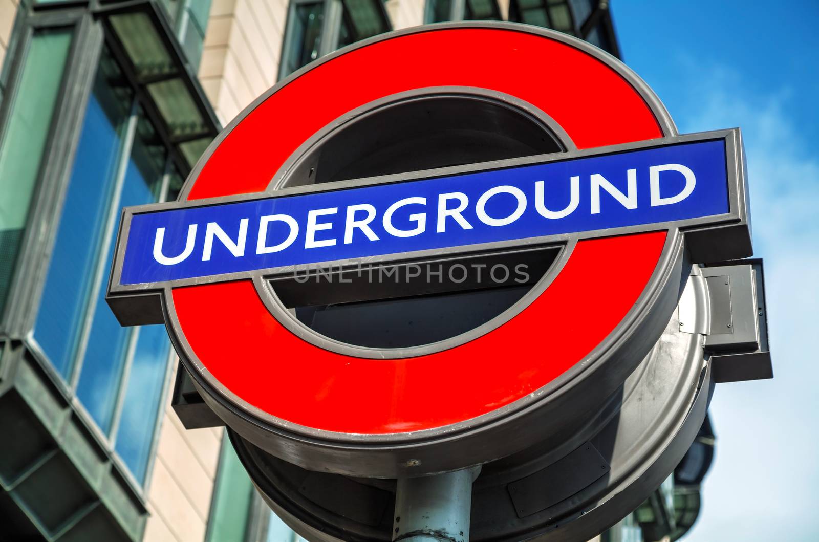 London underground sign near the Wesmisnster station