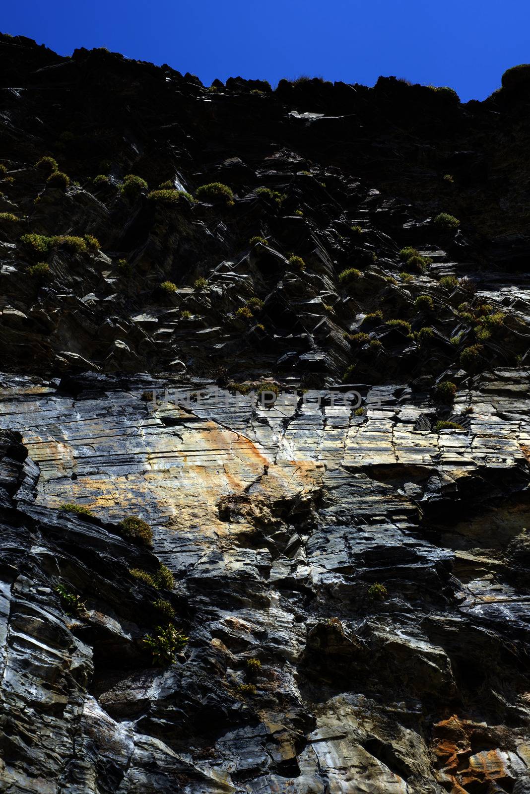 ballybunion rocky cliff face by morrbyte